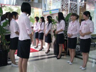 足浴技师如何赞美顾客？