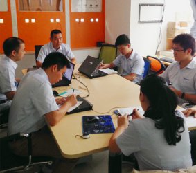 “工作细化 服务贴心”德讯软件召开工作例会